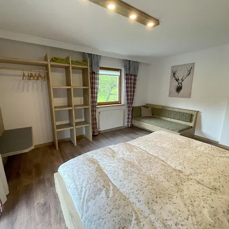 Lisal * ムタース