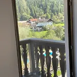 Lisal Apartment *